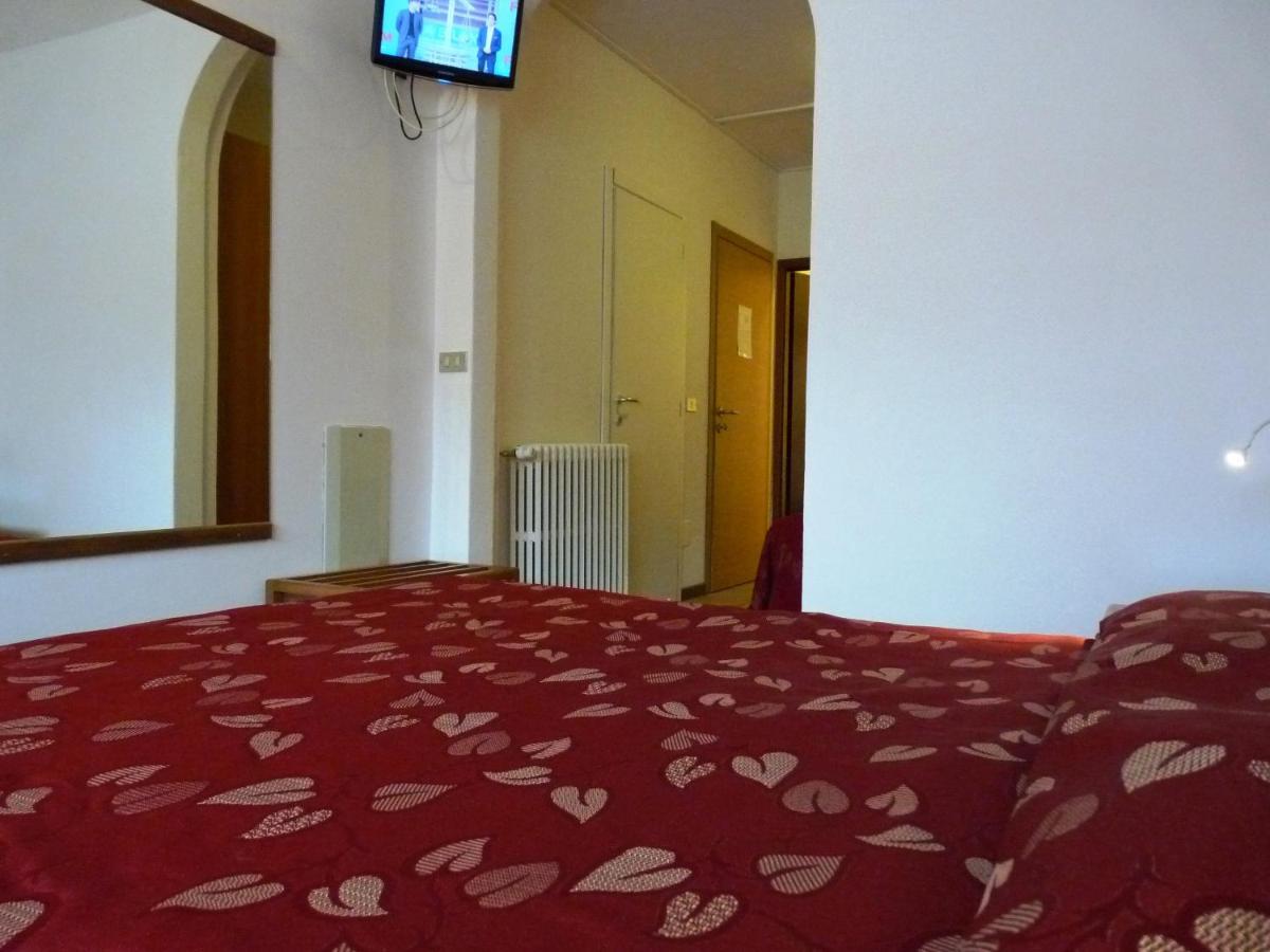 Hotel La Rosa Teglio Eksteriør bilde