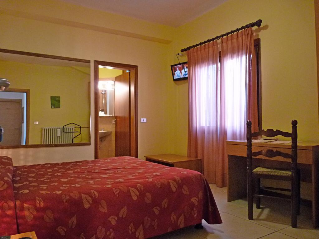Hotel La Rosa Teglio Rom bilde