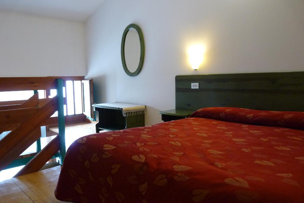Hotel La Rosa Teglio Eksteriør bilde